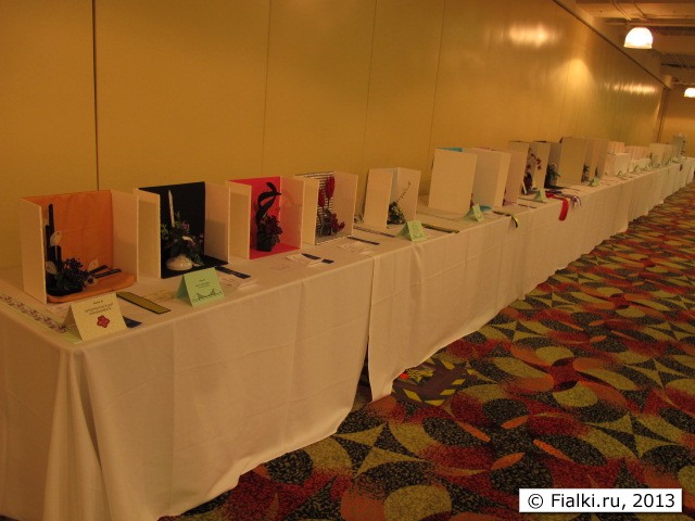 designs table