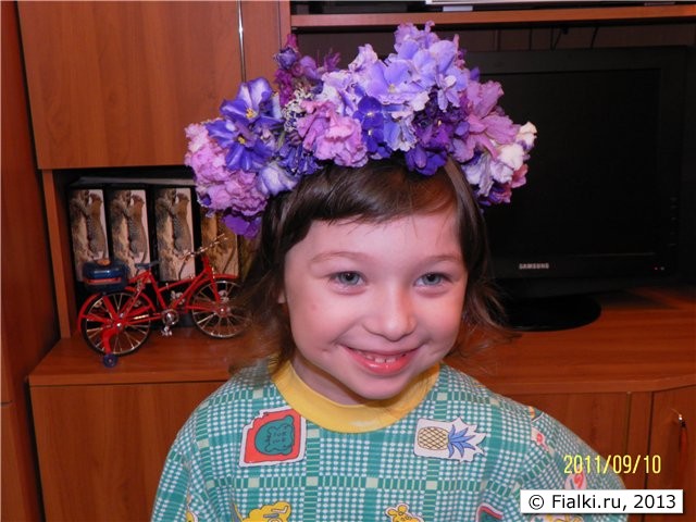 веночек из фиалок